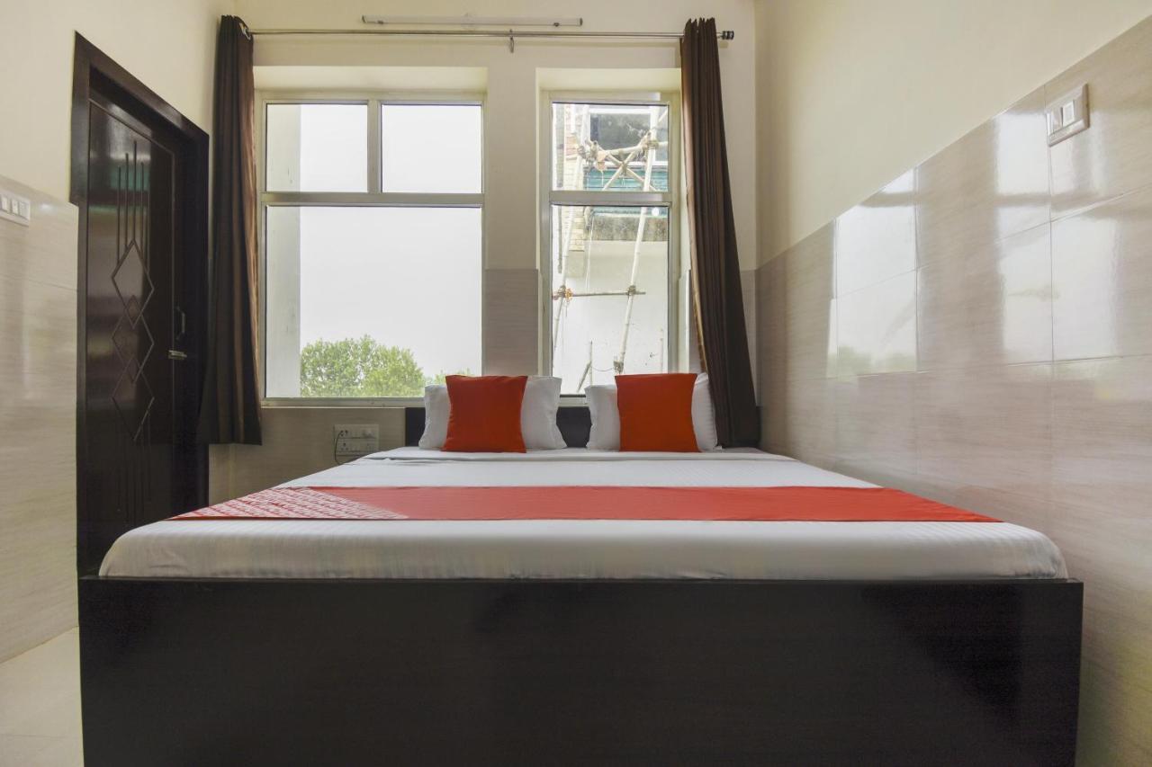 Bahadrabad Flagship 75751 Hotel Surya מראה חיצוני תמונה