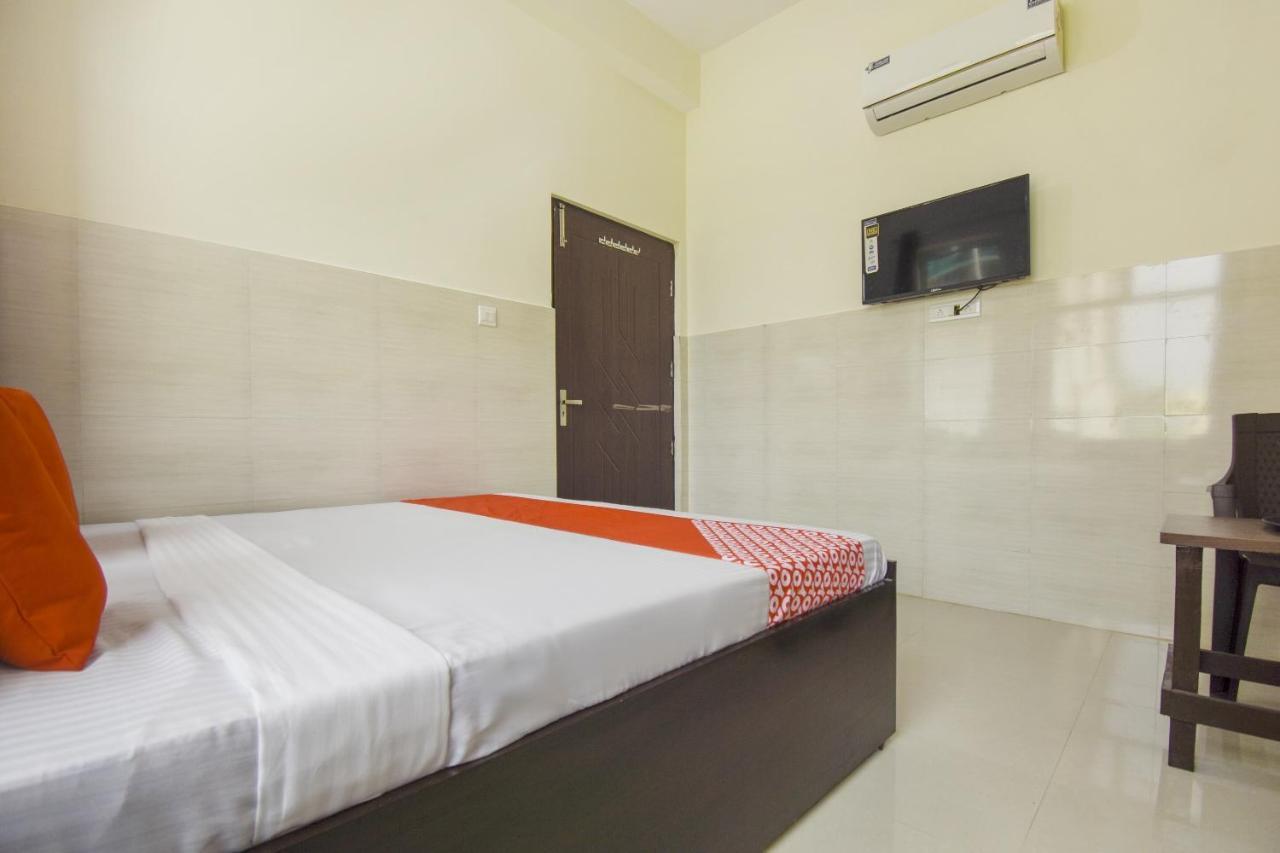 Bahadrabad Flagship 75751 Hotel Surya מראה חיצוני תמונה
