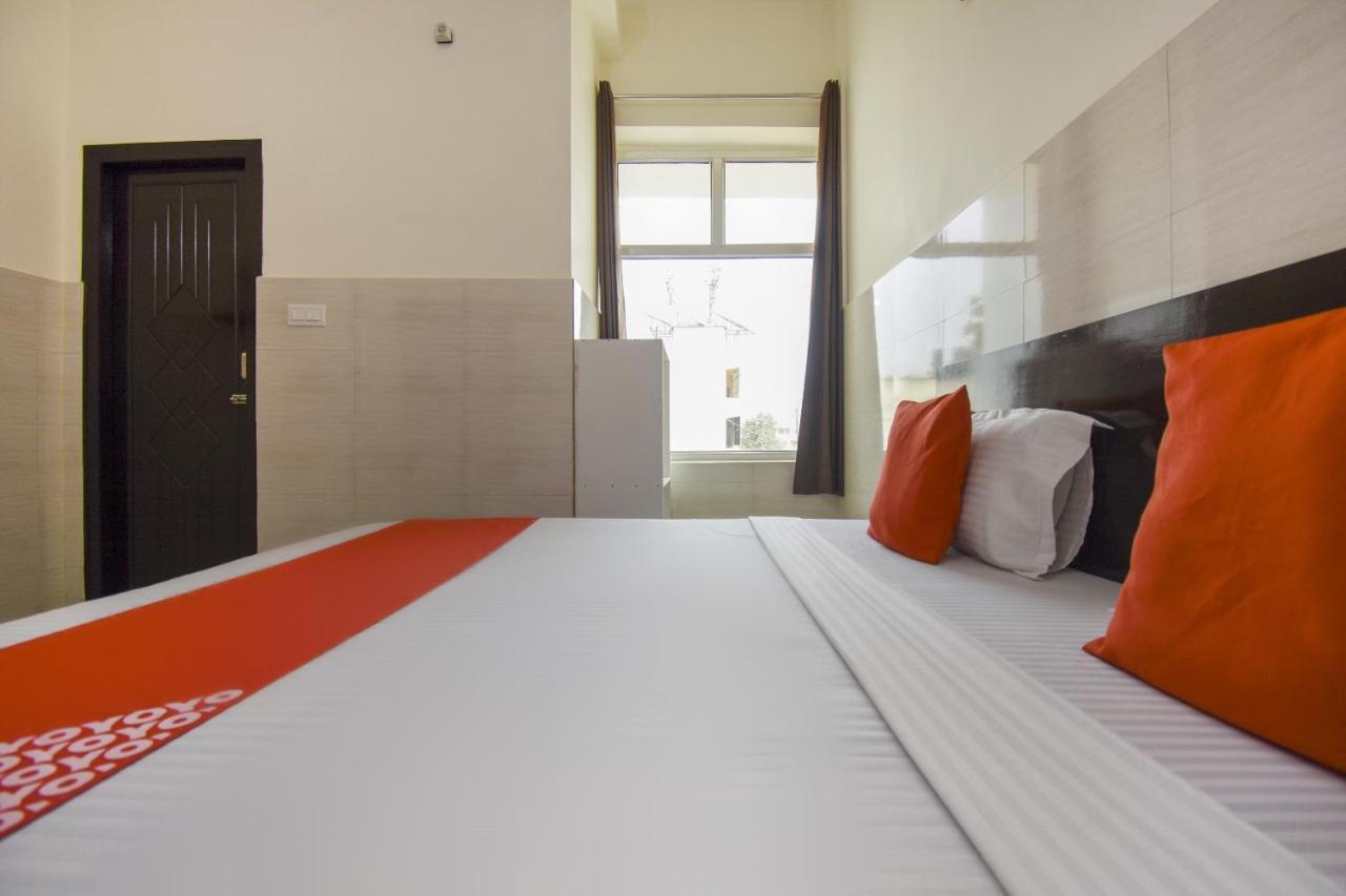 Bahadrabad Flagship 75751 Hotel Surya מראה חיצוני תמונה