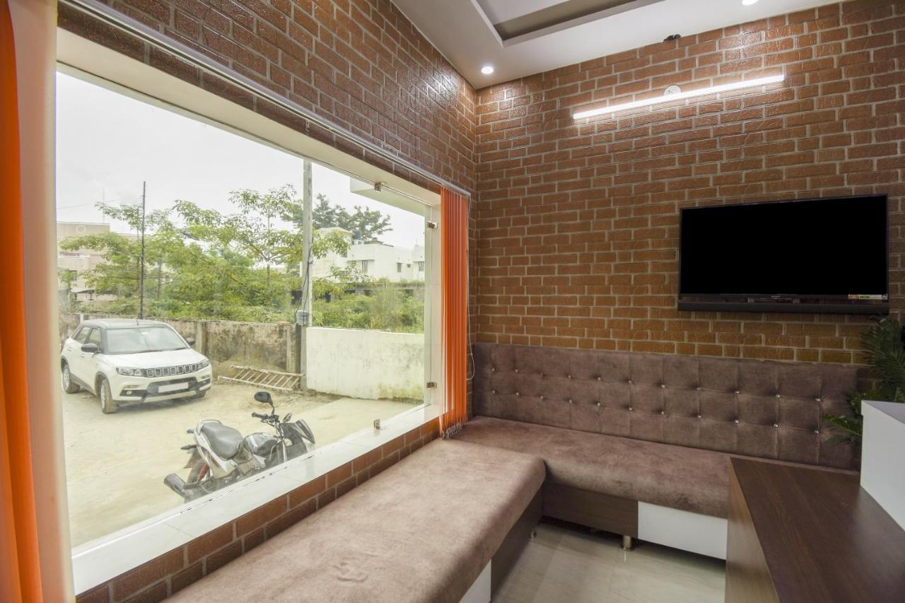 Bahadrabad Flagship 75751 Hotel Surya מראה חיצוני תמונה